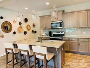 8637 River Ridge Dr in Charlotte, NC - Building Photo - Building Photo