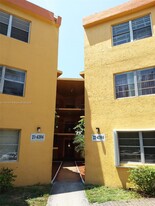 4394 NW 9th Ave in Pompano Beach, FL - Building Photo