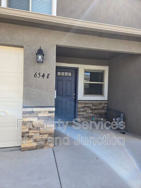 654 Trinity Way in Grand Junction, CO - Building Photo
