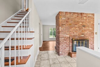 3735 Heatherdowns Blvd in Toledo, OH - Building Photo - Building Photo