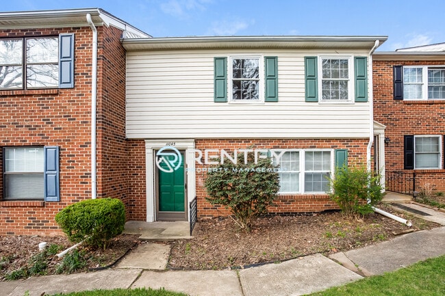 property at 11045 Hunter Trail Ln