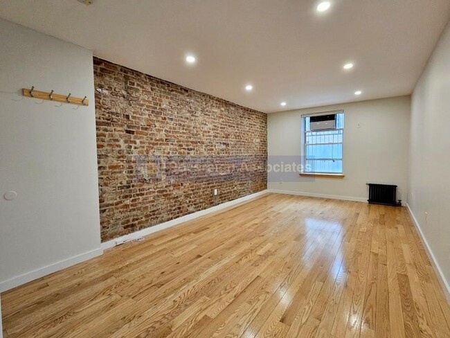 property at 707 W 171st St
