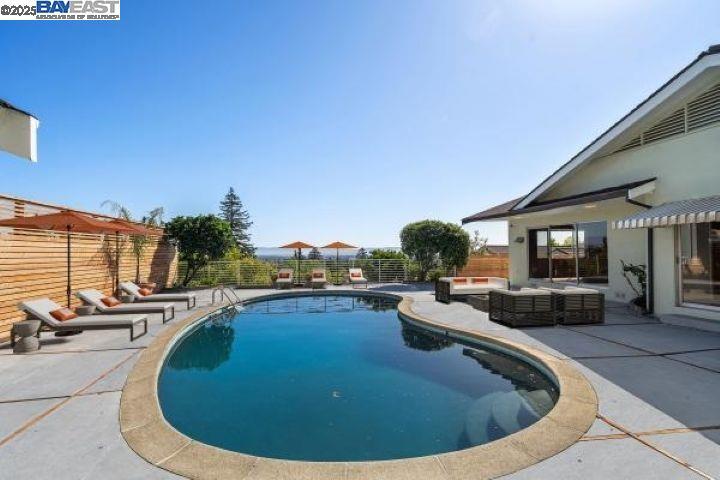 4120 Rhoda Ave in Oakland, CA - Building Photo