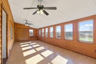 6961 Collamer Rd in East Syracuse, NY - Foto de edificio - Building Photo