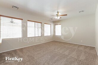 4340 Laguna Garden Ave in Las Vegas, NV - Building Photo - Building Photo