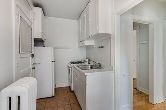 658 W Oakdale Ave, Unit 3B in Chicago, IL - Building Photo - Building Photo