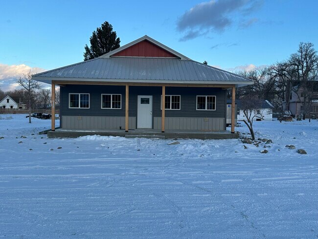property at 1111 Spring St