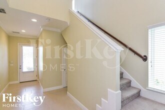 5948 Village Center Dr in Fish Hawk, FL - Building Photo - Building Photo
