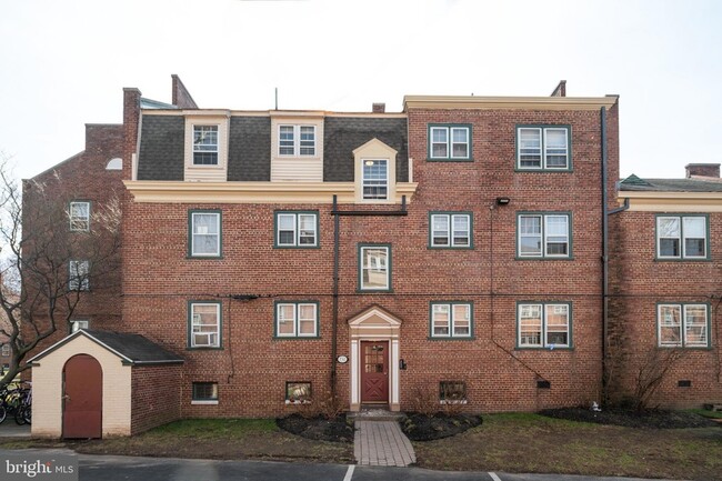 732 Melon Pl, Unit E in Philadelphia, PA - Building Photo - Building Photo