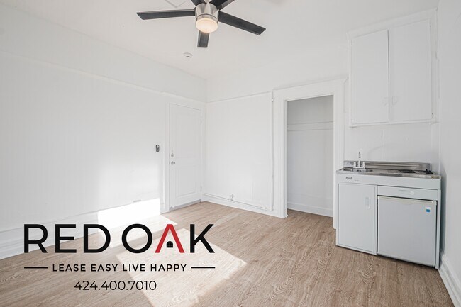 1423 S Burlington Ave in Los Angeles, CA - Foto de edificio - Building Photo