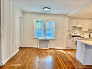 194 Courtland Ave in Stamford, CT - Building Photo - Building Photo