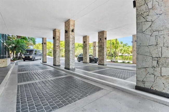780 NE 69th St in Miami, FL - Building Photo - Building Photo