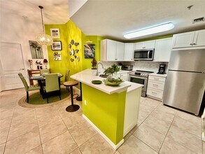 5080 Fairways Cir in Vero Beach, FL - Building Photo - Building Photo