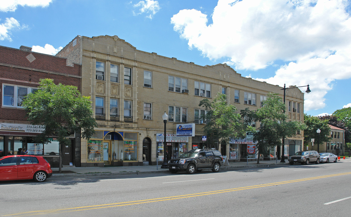 6049-6059 W Irving Park Rd in Chicago, IL - Building Photo