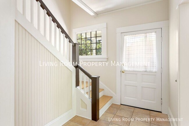 2715 NW Savier St in Portland, OR - Building Photo - Building Photo