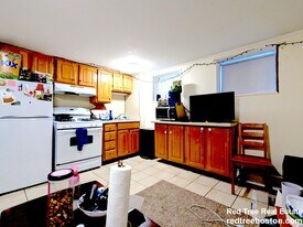 19 Brighton Ave, Unit B in Boston, MA - Building Photo