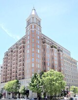 601 Pennsylvania Ave NW in Washington, DC - Building Photo