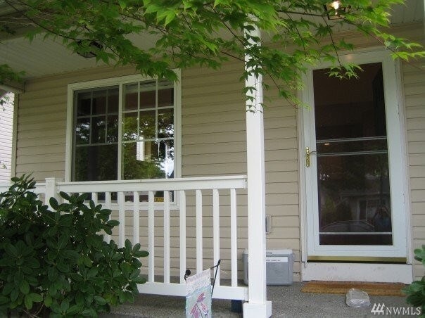 1476 Bobs Hollow Ln in Dupont, WA - Building Photo - Building Photo