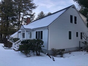 14 Highland Rd in Westport, CT - Building Photo - Building Photo