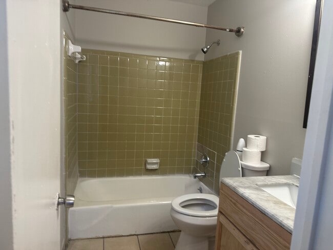 property at 2150 Rochelle Way