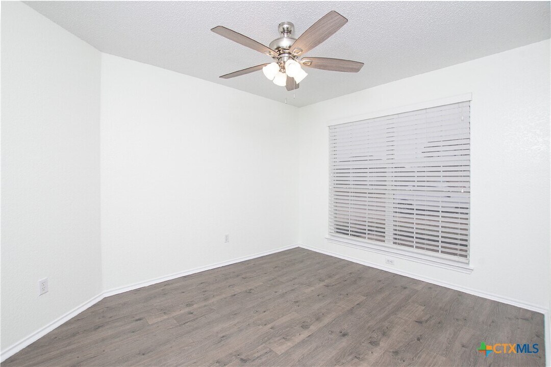 1802 Lava Ln in Killeen, TX - Building Photo