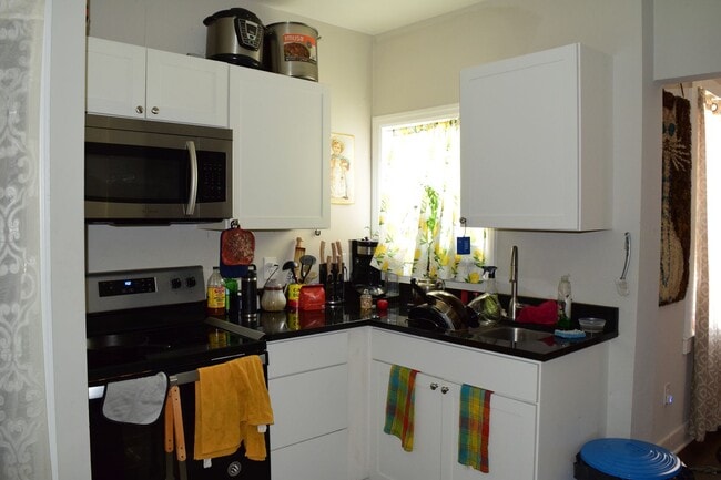 2416 Barton Ave in Richmond, VA - Building Photo - Building Photo