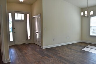 211 Brandywine Rd in Freeport, FL - Building Photo - Building Photo