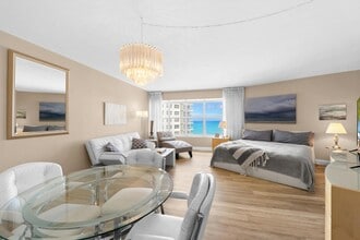 3700 Galt Ocean Dr, Unit 702 in Fort Lauderdale, FL - Building Photo - Building Photo