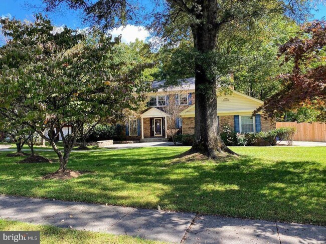 3707 Moss Brooke Ct in Fairfax, VA - Building Photo - Building Photo