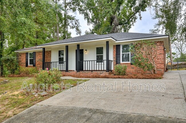 208 Foxdale Dr in Evans, GA - Building Photo - Building Photo