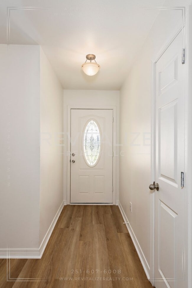 3170 Bloomington Dr in Mobile, AL - Building Photo - Building Photo