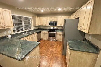 11514 134th St Ct E in Puyallup, WA - Foto de edificio - Building Photo