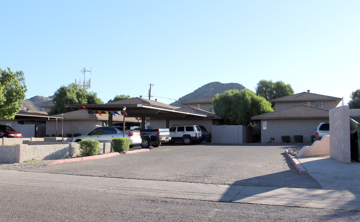 21st Place Condos in Phoenix, AZ - Building Photo