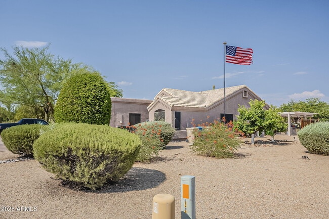 property at 15205 N Ivory Dr