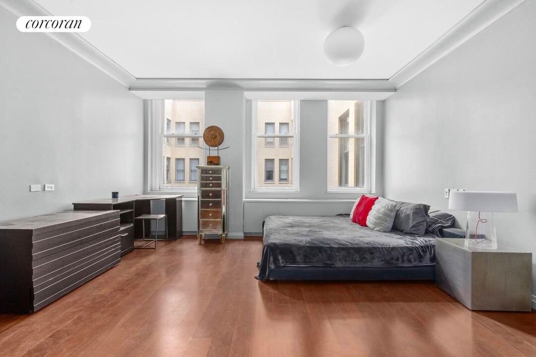 55 Wall St in New York, NY - Building Photo