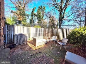 117 Shooters Ct in Alexandria, VA - Building Photo - Building Photo