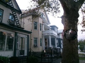 432 S 1st Ave in Mount Vernon, NY - Building Photo