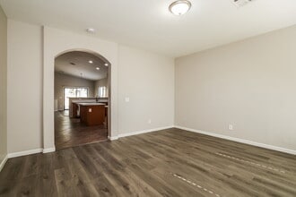 2558 W Lynne Ln in Phoenix, AZ - Building Photo - Building Photo