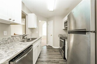 5201 Rosetrace Terrace SW in Powder Springs, GA - Building Photo - Building Photo