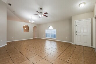 6422 Tabogi Trail in Wesley Chapel, FL - Building Photo - Building Photo