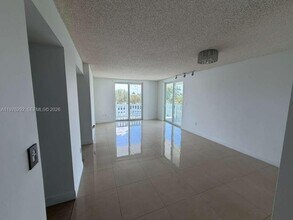 919 Hillcrest Dr in Hollywood, FL - Foto de edificio - Building Photo