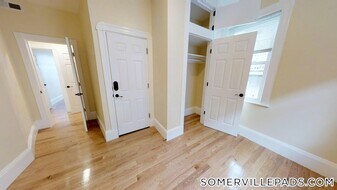 48-50 Lowell St., Unit 2 in Somerville, MA - Building Photo