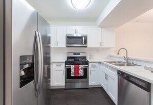 Park Regency Apartments