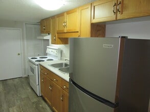 132 Waterloo Av in Guelph, ON - Building Photo - Building Photo