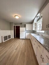 124 Harborview Ave in Bridgeport, CT - Building Photo - Building Photo