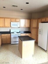 706 Aloe Yucca Ave in Henderson, NV - Building Photo - Building Photo