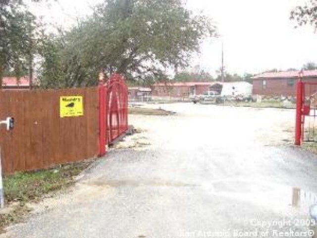 15350 Cranes Mill Rd in Canyon Lake, TX - Foto de edificio - Other