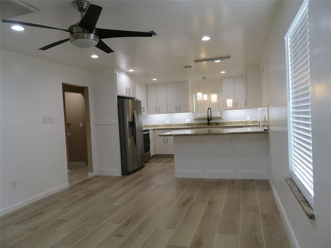 7214 Corsicana St in Houston, TX - Building Photo - Building Photo