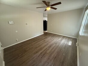 4023 Dawnview Pl in Charlotte, NC - Building Photo - Building Photo