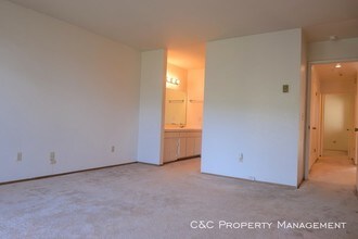 250 Forest Ridge Rd-Unit -#68 in Monterey, CA - Building Photo - Building Photo